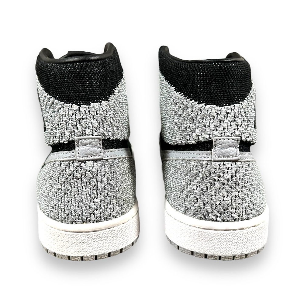 Jordan 1 Retro High Flyknit Shadow (GS) - Picture 4 of 16